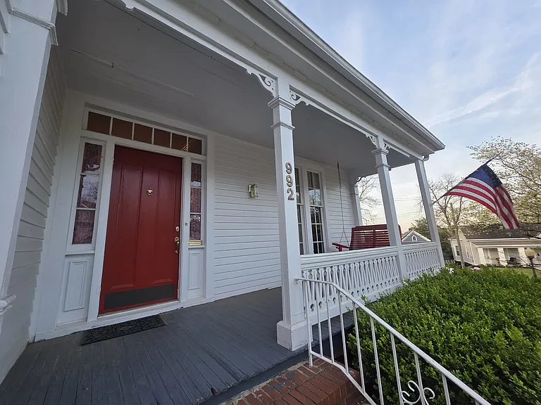 992 Spring St — Photo 9