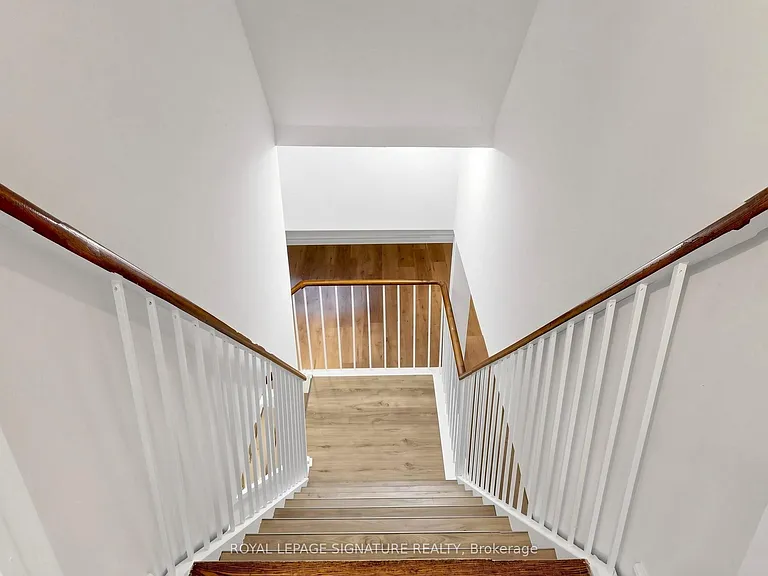 164 Banbury Rd — Photo 35