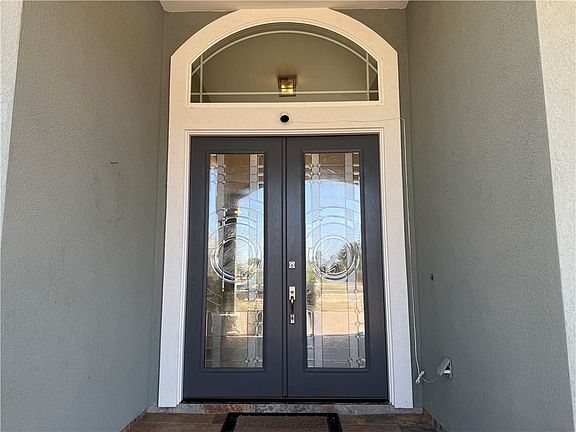 2nd image of 14869 Lighthouse Dr