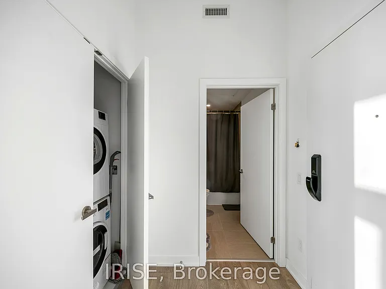 28 Ann St #Penthouse 08 — Photo 14