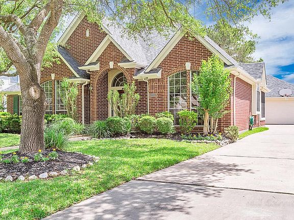 3rd image of 19423 Morrisfield Ct
