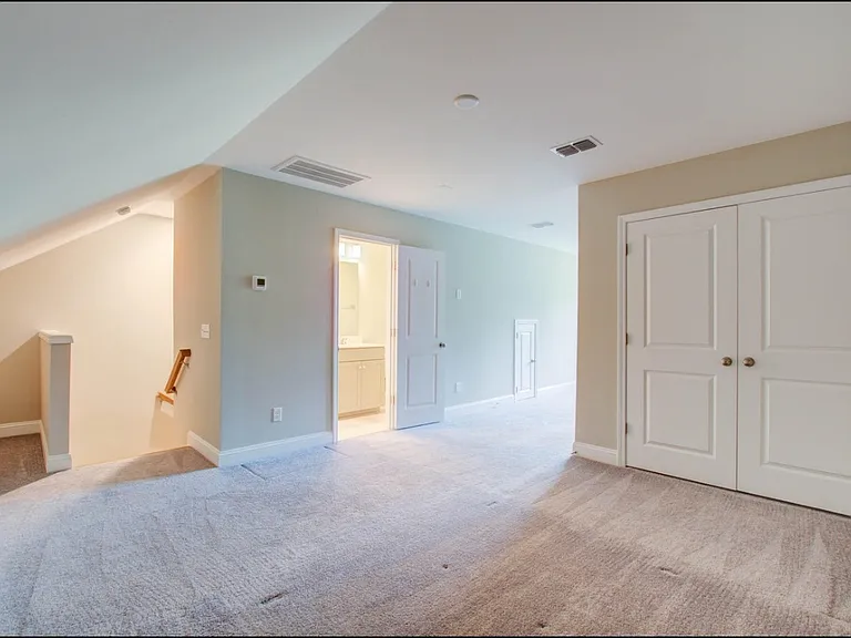 2342 Watchtower Ln — Photo 9