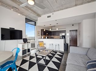 400 W 2nd St #1, Austin, TX 78701