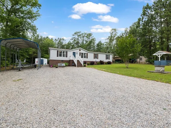 434 S Holiday Dr, Macon, NC 27551