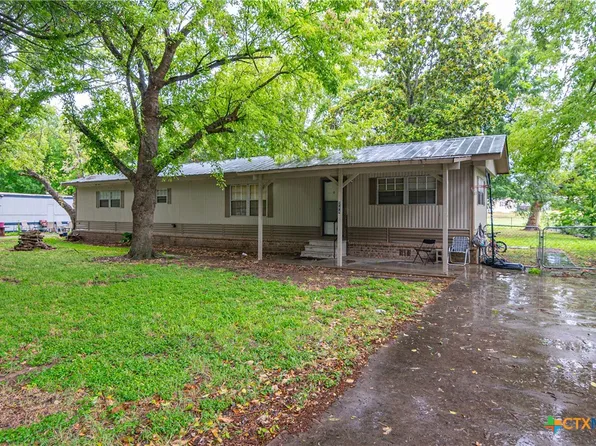 244 Pecan Dr NE, McQueeney, TX 78123