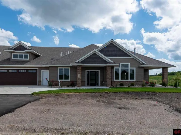 1038 Saba Blvd, Mankato, MN 56001