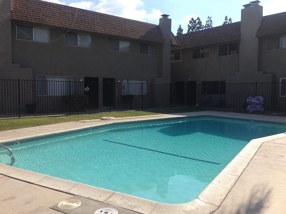 2nd image of 5101 Hunter Ave