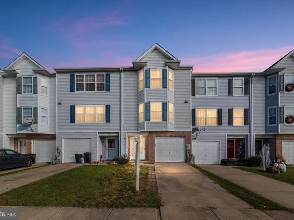 635 Hunting Fields Rd, Middle River, MD 21220