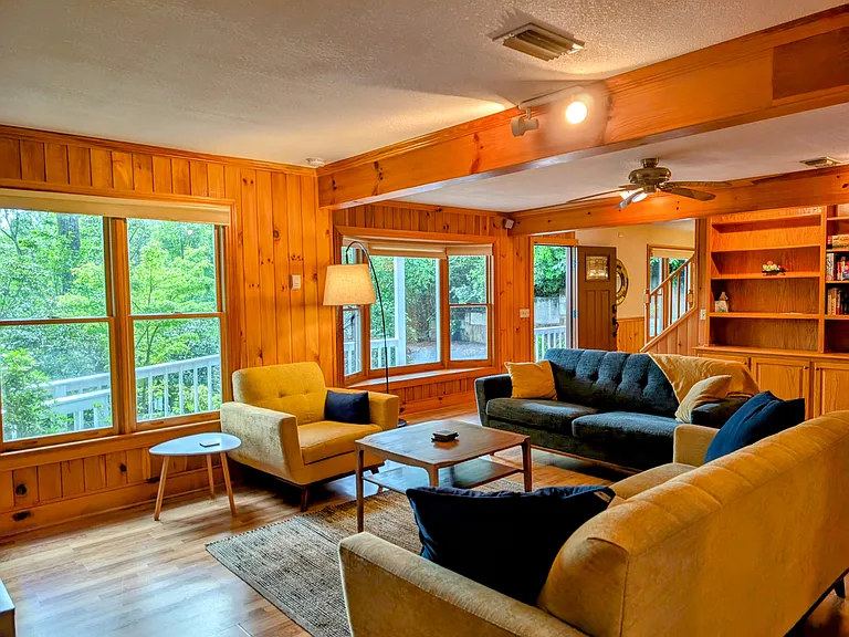 524 Stornoway Dr — Photo 11