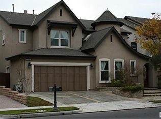 1900 W Meadowbrook Dr, Santa Ana, CA 92704