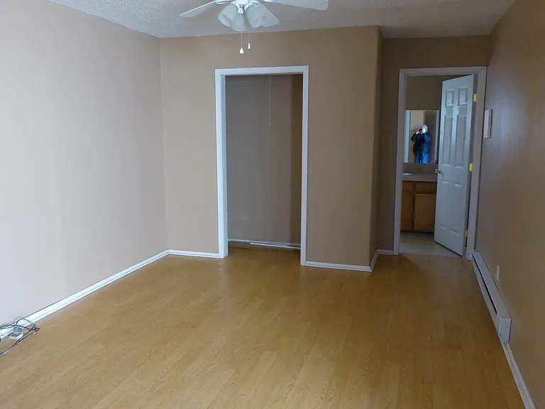 703 Dixie Dr — Photo 17