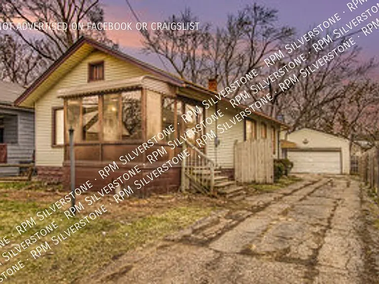 30 N Sanford St — Photo 1