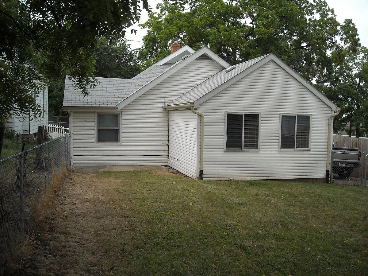 2 bed, 1155 sqft, $1,450 — Photo 2