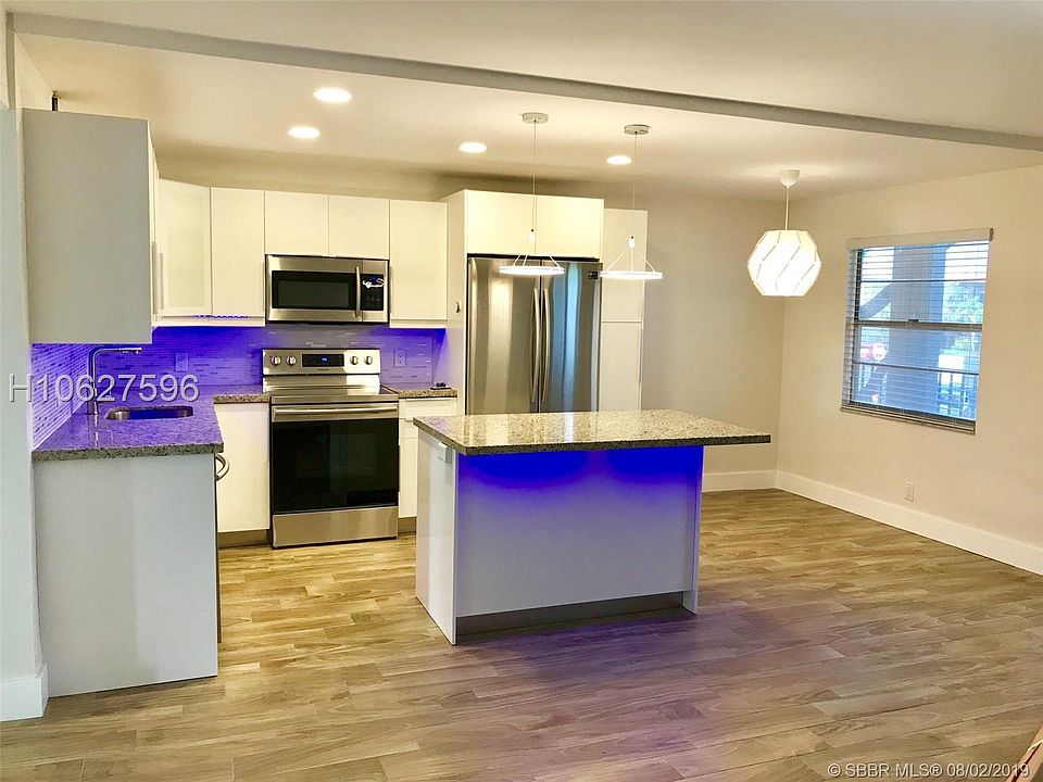 1st image of 300 SW 134th Way APT E210