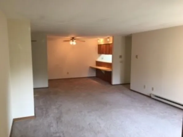 108 Whispering Pines Way, Fitchburg, WI 53713