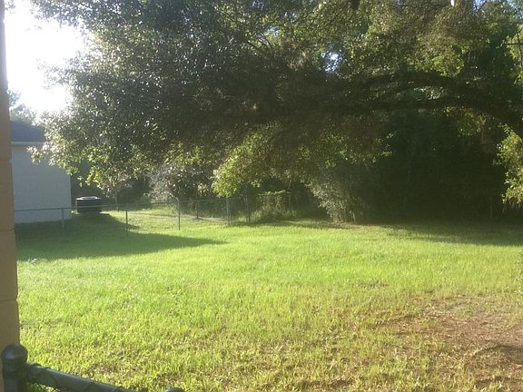 3rd image of 2637 Haulover Blvd