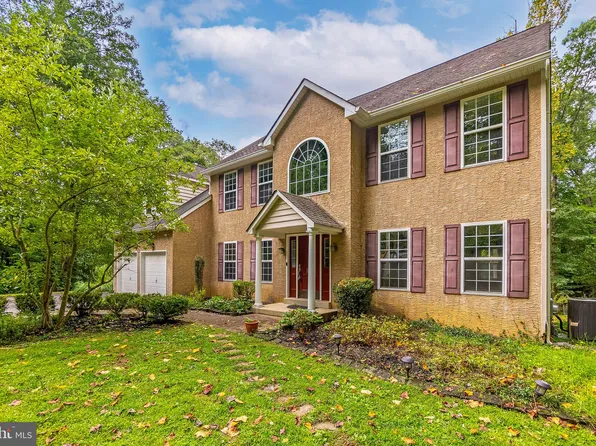 174 Governor Markham Dr, Glen Mills, PA 19342