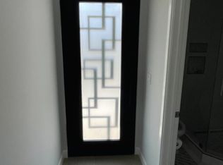 9315 White Oak Ave, Northridge, CA 91325