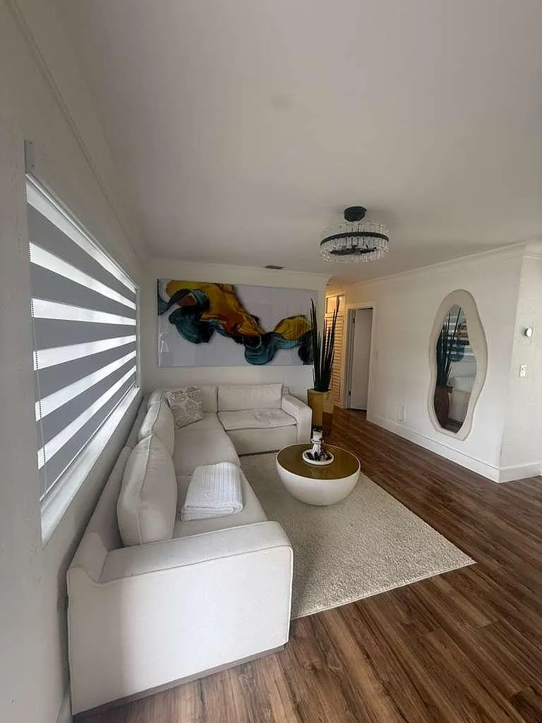 4 bed, 1.0 bath, 1250 sqft, $1,464 — Photo 3