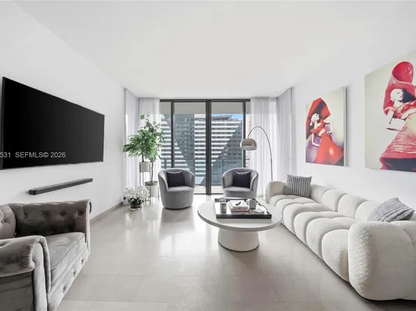 88 SW 7th St APT 1010, Miami, FL 33130