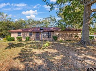 203 Parker St, Arp, TX 75750