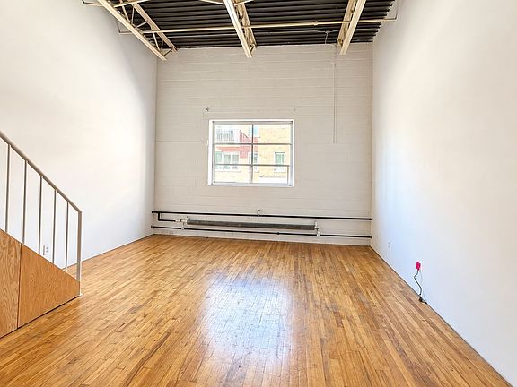 4th image of 227 Sterling Rd E #213