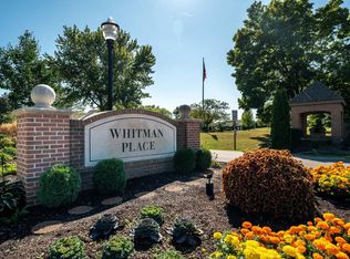 2324 W Cumberland Ct, Mequon, WI 53092