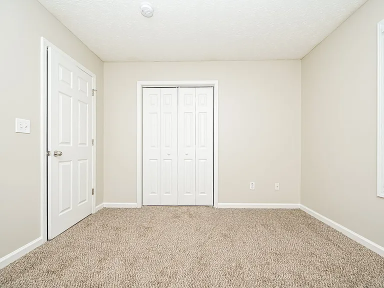 306 Fletcher Ct — Photo 13