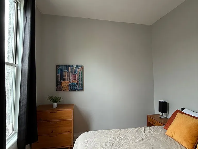 2134 East Carson Street — Photo 17