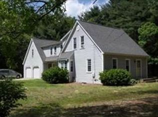 55 Crocker Pond Rd, Wrentham, MA 02093