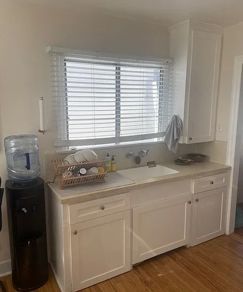 7518 Willoughby Ave — Photo 6