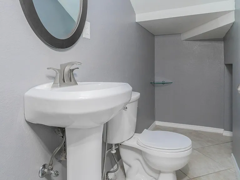 4744 Excalibur Dr — Photo 15