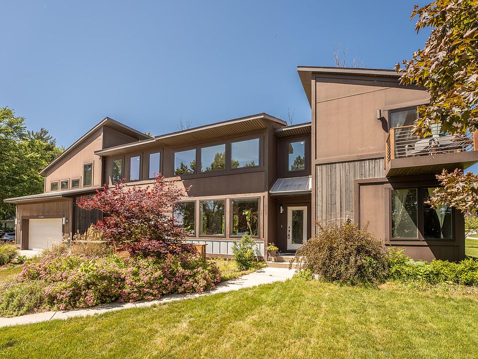 14669 Boom Rd, Spring Lake, MI 49456 Zillow