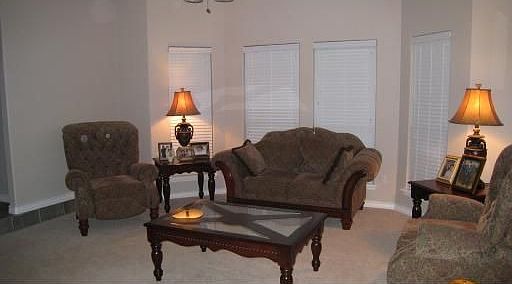 4th image of 552 House Ave