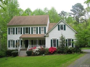 1817 Clover Field Ln, Manakin Sabot, VA 23103