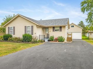 211 Mulvain St, Durand, IL 61024