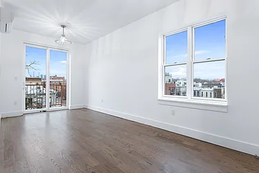 Rented by Safdie Realty Group