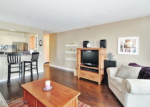 3rd image of 3660 N Lake Shore Dr APT 2107