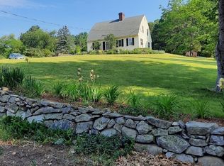 699 Martins Pond Rd, Groton, MA 01450