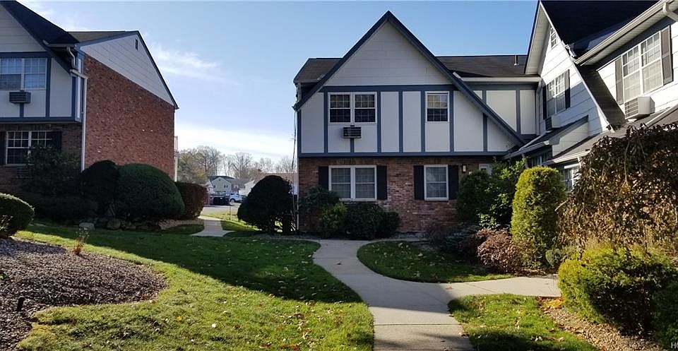 1st image of 183 Doxbury Ln
