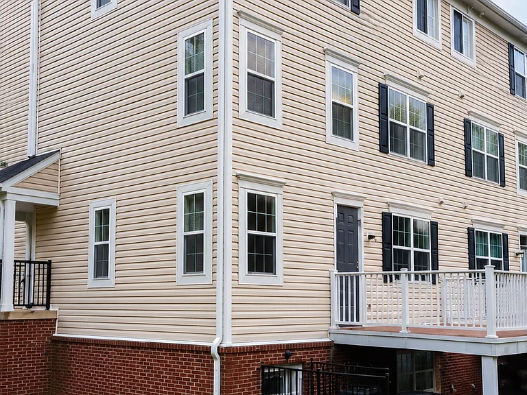 2833 Forest Run Dr #B — Photo 4
