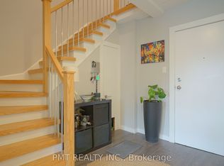 10 Cooper St #203, Cambridge, ON N3C 2N2