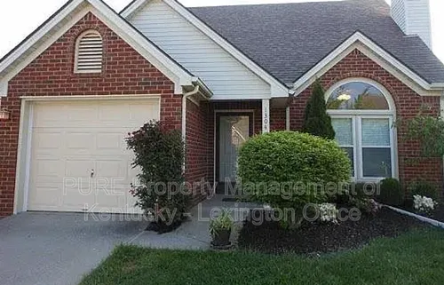 1304 Red Stone Dr Photo 1