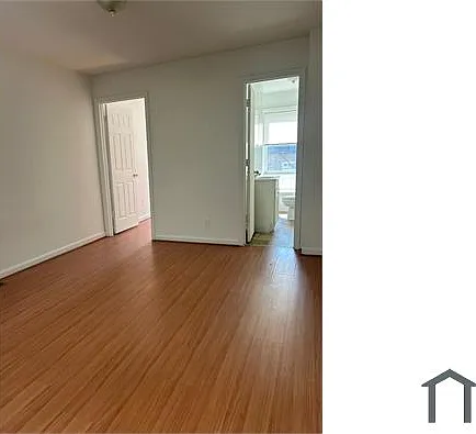 2434 Etting St — Photo 10