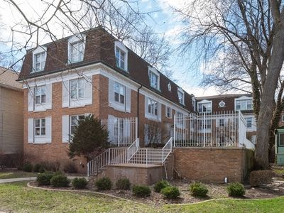 2038 Sherman Ave APT 2A, Evanston, IL, 60201