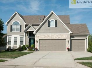 1132 SW Blazing Star Dr, Lees Summit, MO 64081