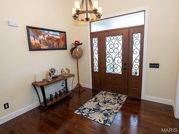 4th image of 53 Lela Ln