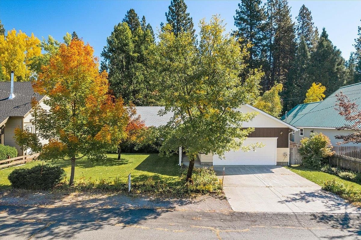 436 Grove St, Mccloud, CA 96057 MLS 20230694 Zillow