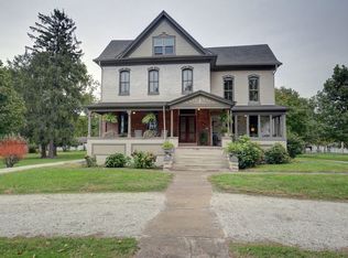 103 N Henson Rd, Villa Grove, IL 61956