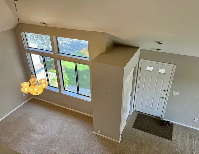 962 E Riverpark Ln — Photo 4
